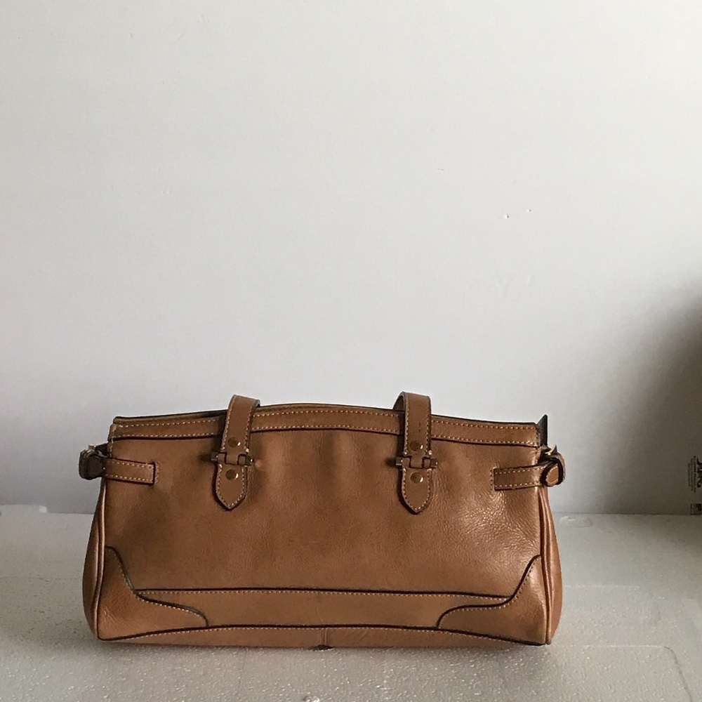 Etienne Aigner Tan Leather Handbag. - Picture 2 of 6